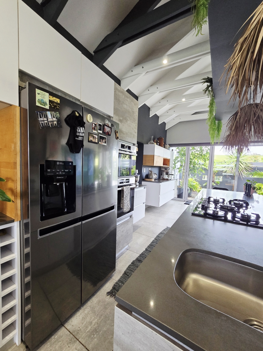 3 Bedroom Property for Sale in Oubaai Western Cape